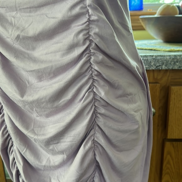 Lilac purple ruched dress NWOT - Picture 2 of 7